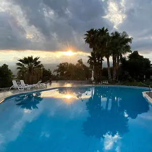 Agriturismo Serra San Biagio Vakantieboerderij Calatabiano
